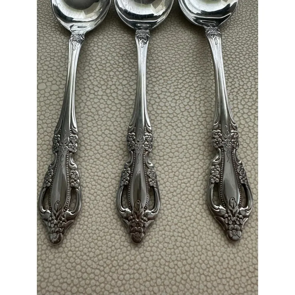 Set of 3 ONEIDA RAPHAEL Place Oval Soup Spoons 6 7/8